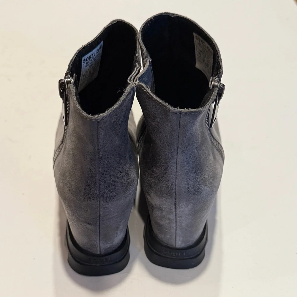 Sorel Women's Charcoal Ankle Booties
